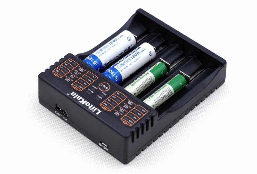 18650 Battery Charger Smart Charger Aa/Aaa Rechargeable Battery Charger