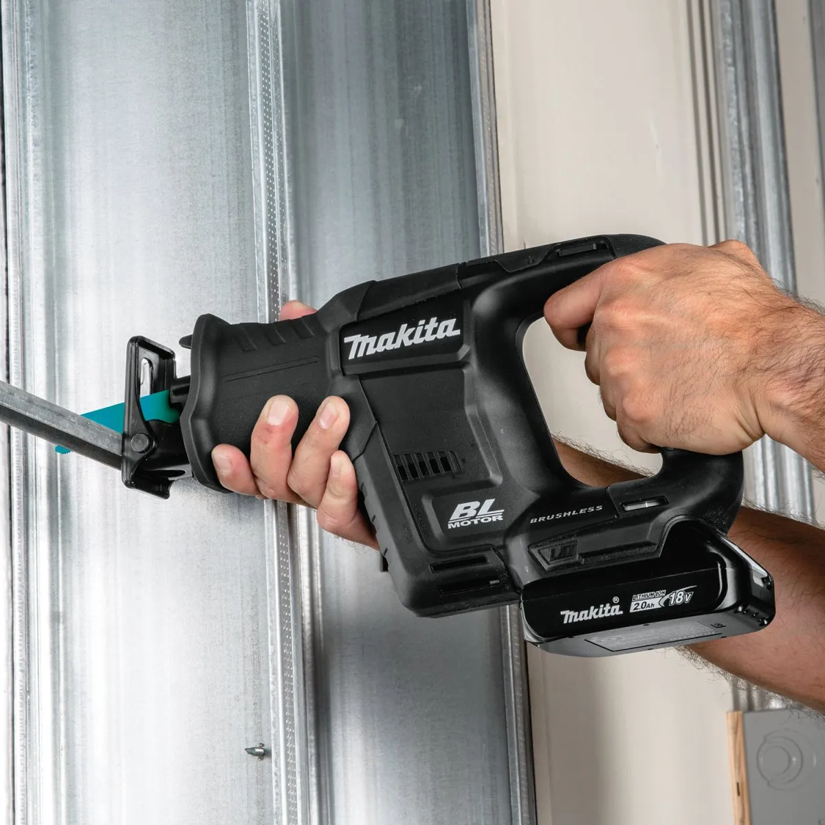 18V LXT® Lithium‑Ion Sub‑Compact Brushless Cordless Recipro Saw