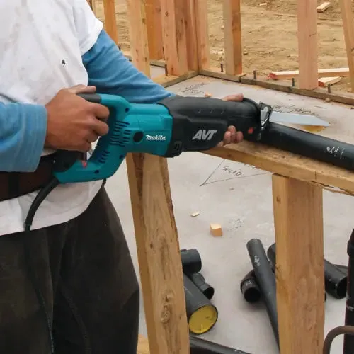 Makita AVT‚® 15 AMP 1-1/4" Recipro Saw