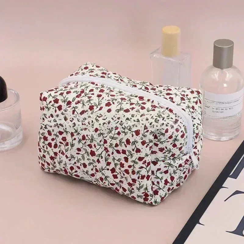 Storage Organizer Floral Puffy Quilted Makeups Bags Flower Printed Cosmetic Pouch Large Travel Cosmetics Bag Makeup Accessory