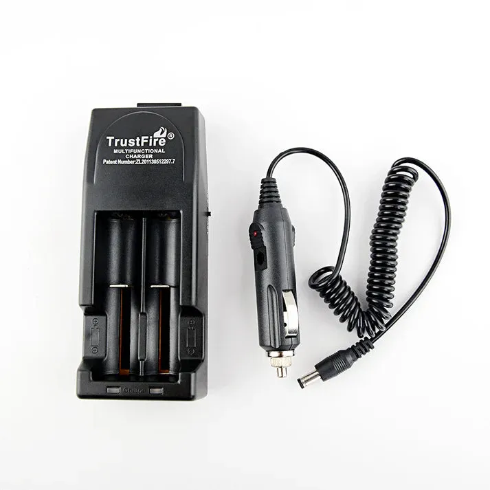 TR-001 Charger